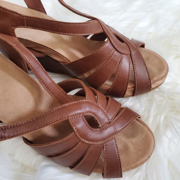 Bamboo Strappy Wedges - Picture 5 of 7